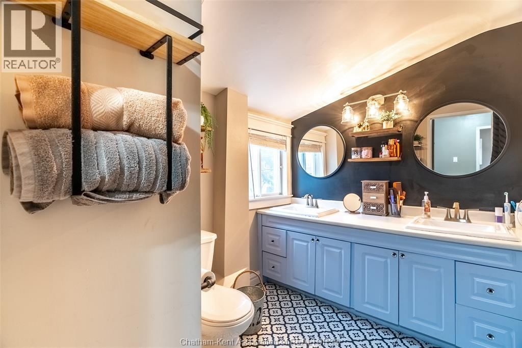 35 LLYDICAN AVENUE Image 16