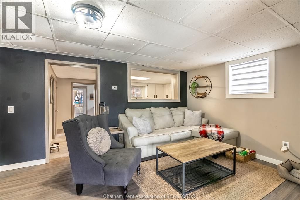 35 LLYDICAN AVENUE Image 7