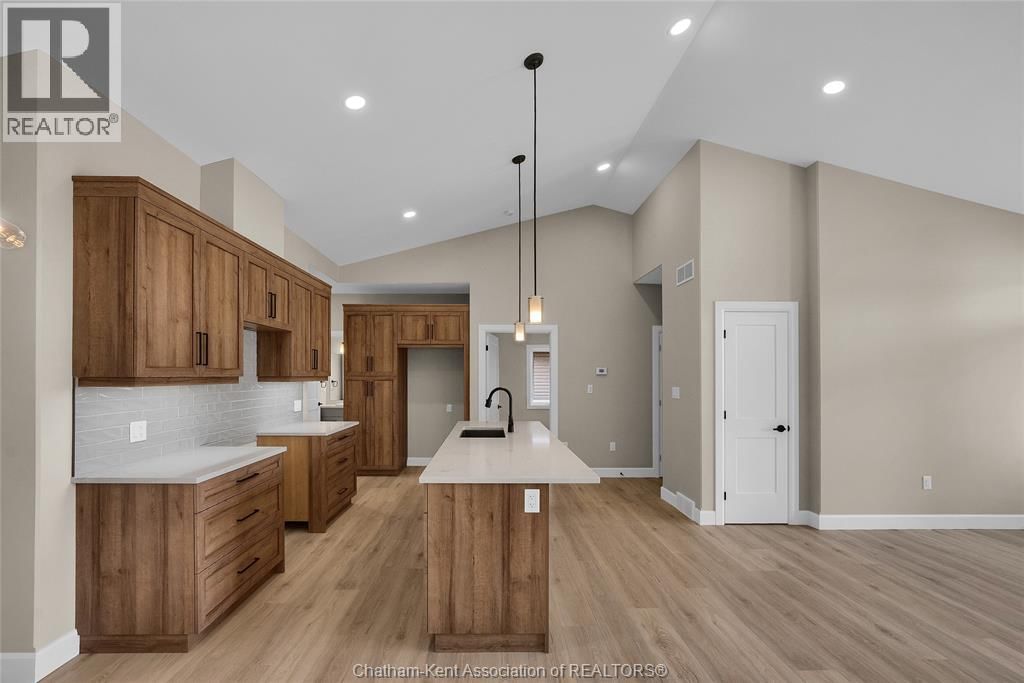 567 KEIL TRAIL NORTH Image 10