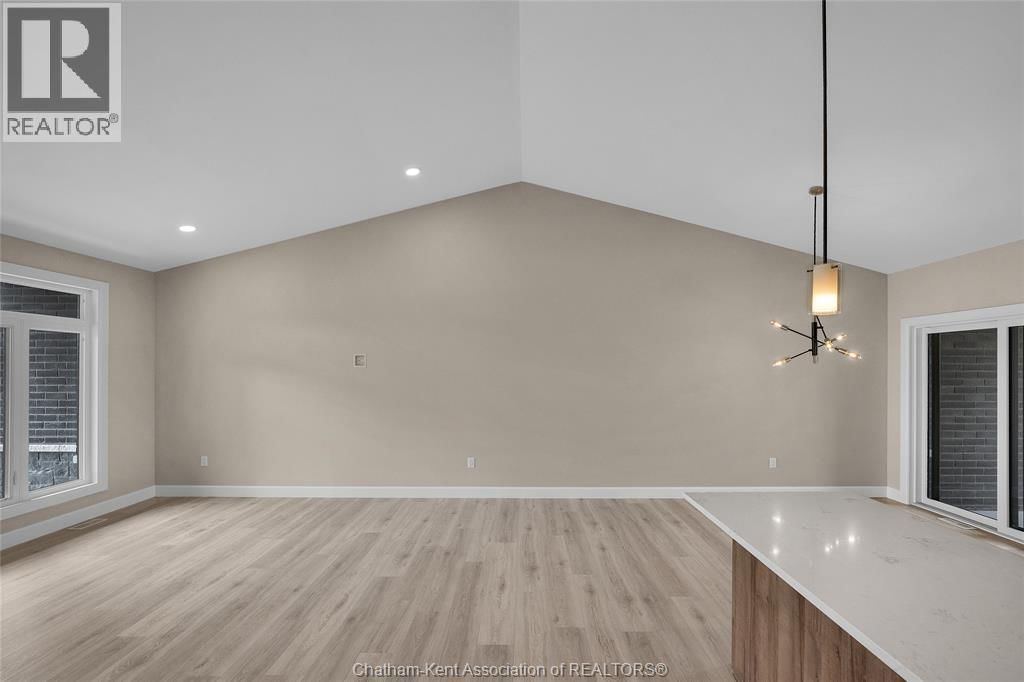 567 KEIL TRAIL NORTH Image 4