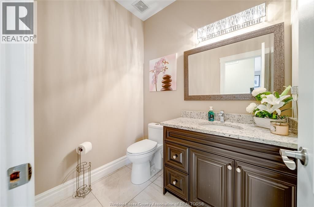 2280 DANDURAND Image 17