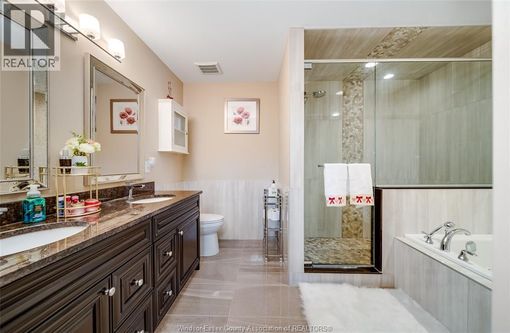 2280 DANDURAND Image 24