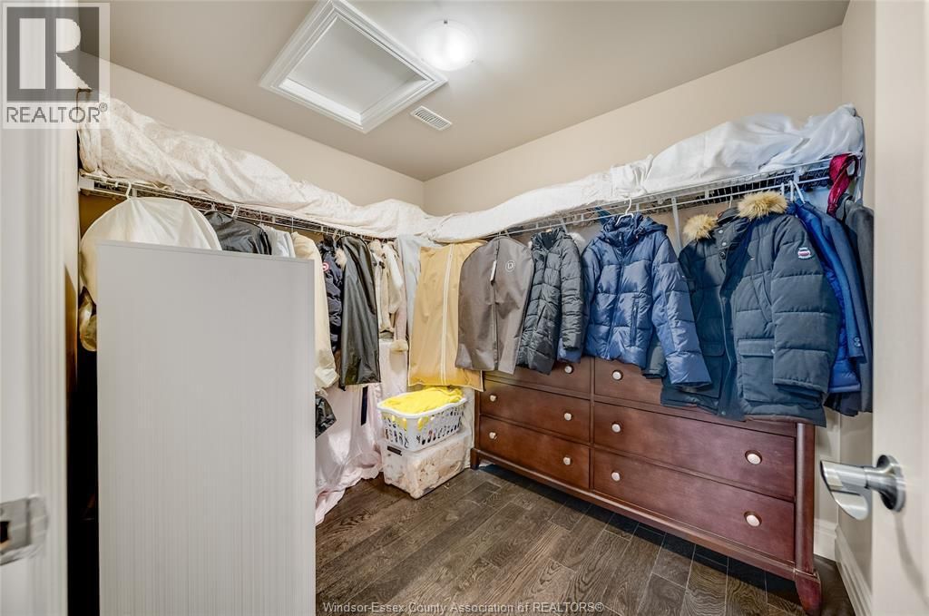 2280 DANDURAND Image 27