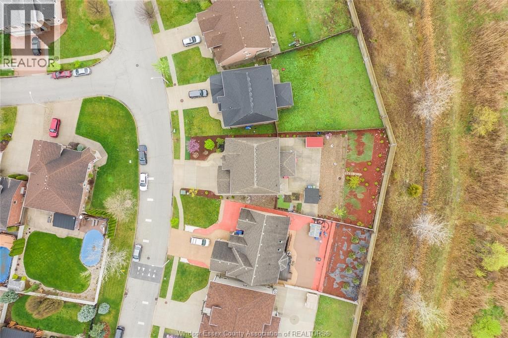 2280 DANDURAND Image 3