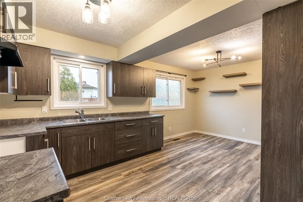 164 TIMMINS CRESCENT Image 16