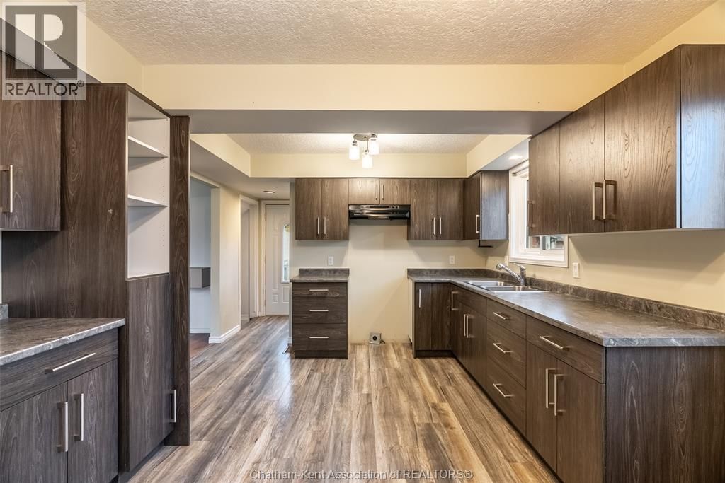 164 TIMMINS CRESCENT Image 17