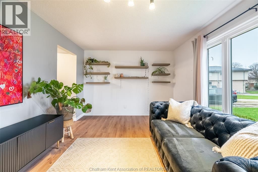 164 TIMMINS CRESCENT Image 20