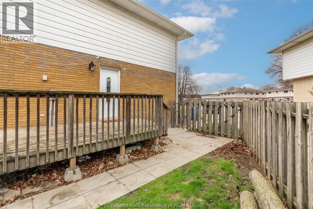 164 TIMMINS CRESCENT Image 5