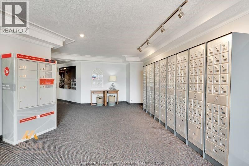 1412 - 111 RIVERSIDE DRIVE EAST Image 33