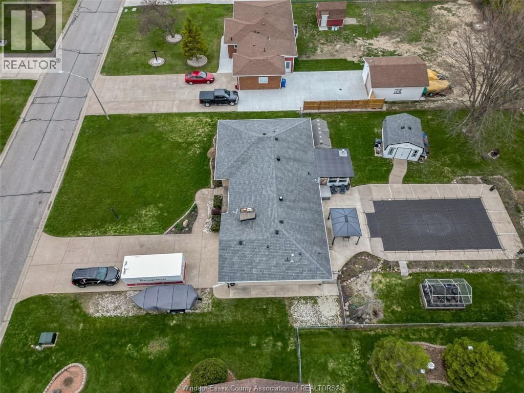 771 ST. PIERRE STREET Image 30