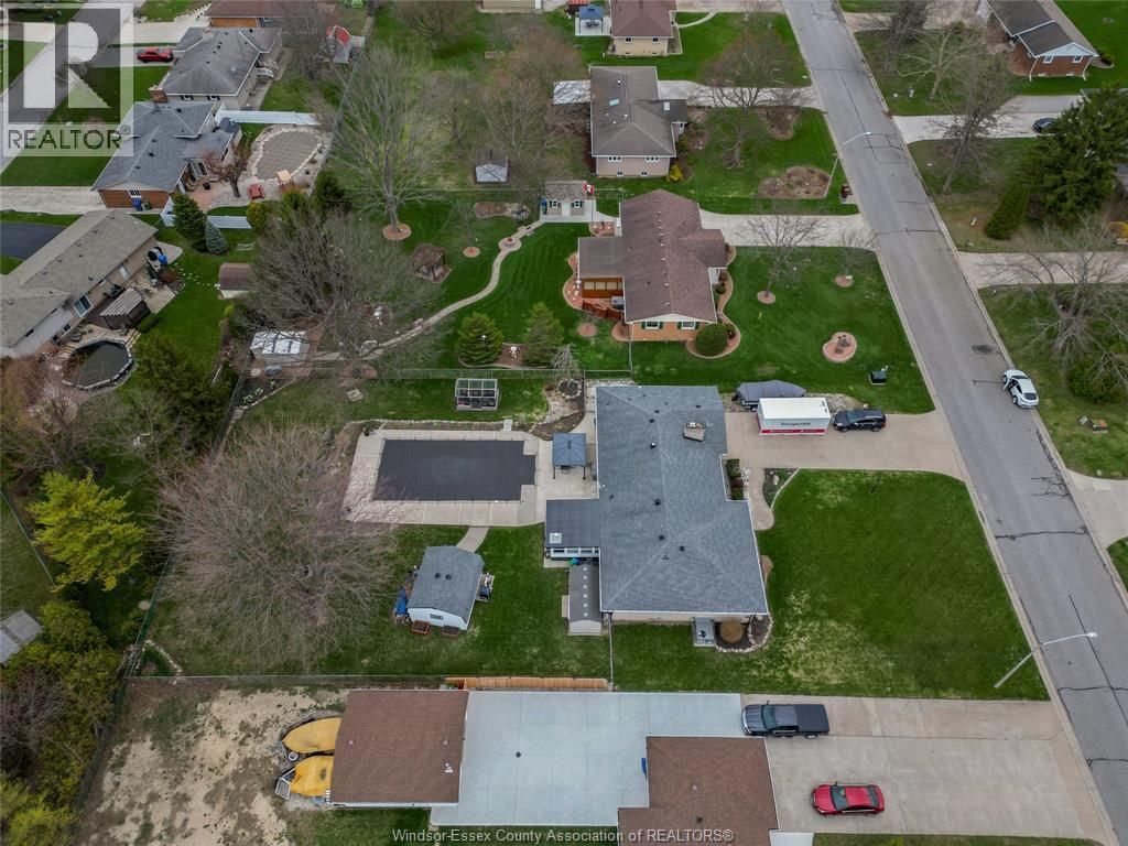 771 ST. PIERRE STREET Image 31