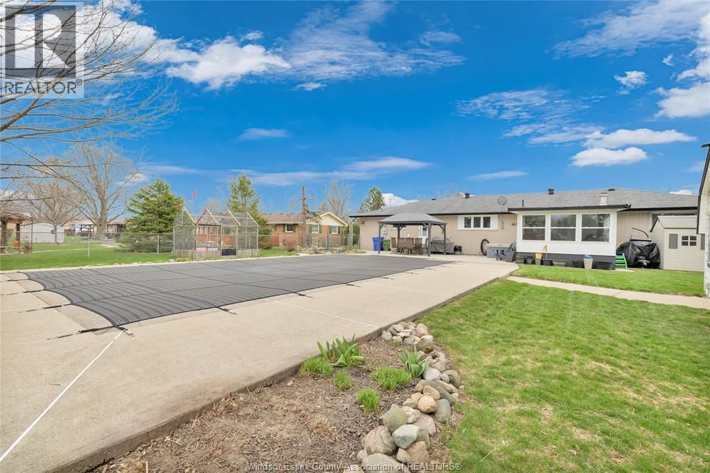 771 ST. PIERRE STREET Image 34