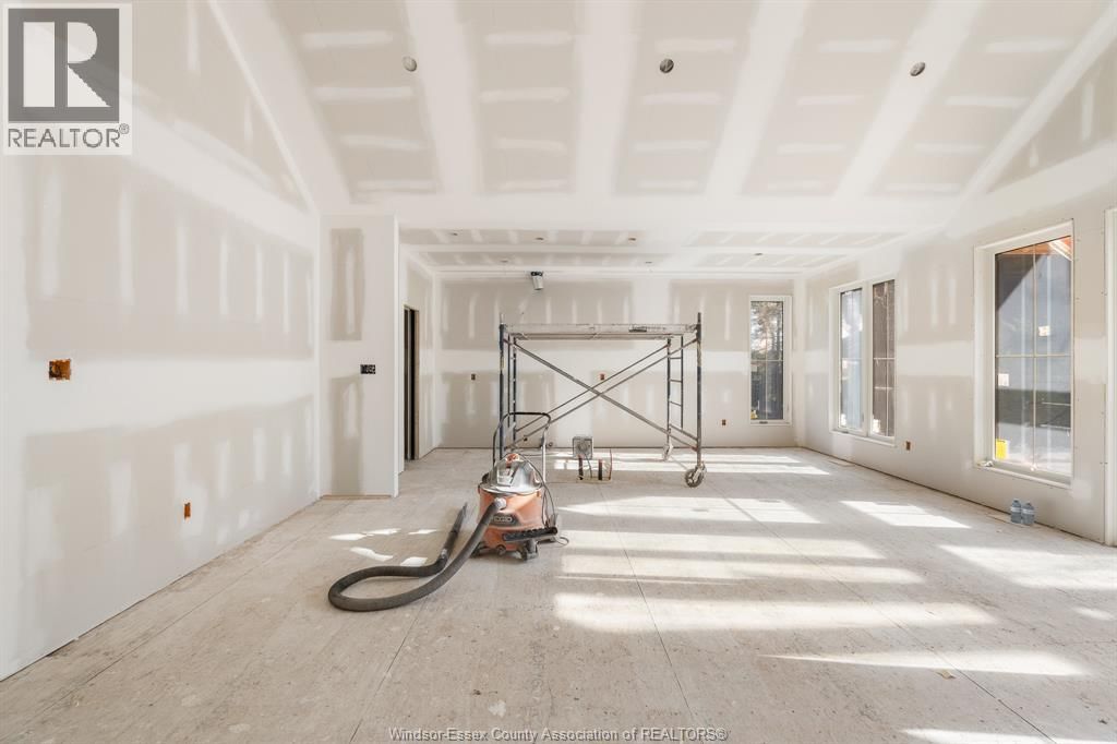 252 FORD ROAD Image 20