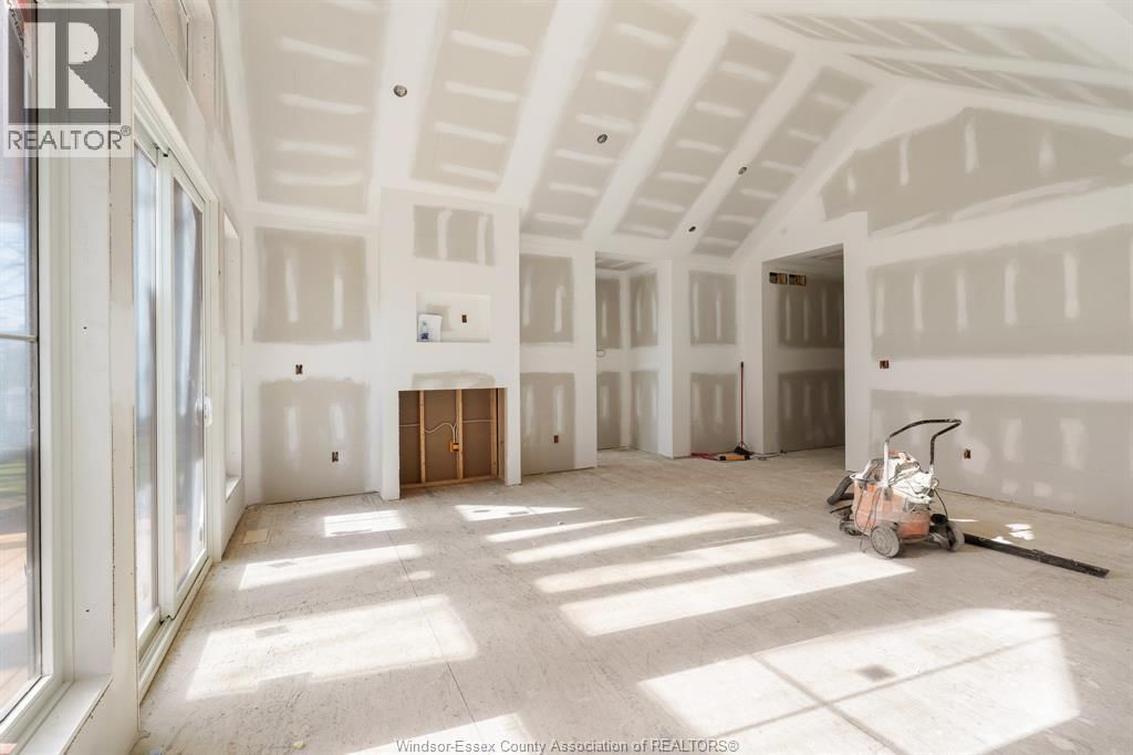 252 FORD ROAD Image 21