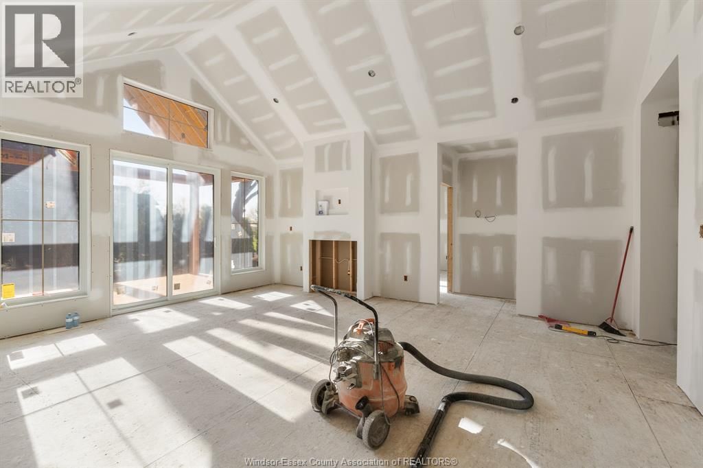 252 FORD ROAD Image 22