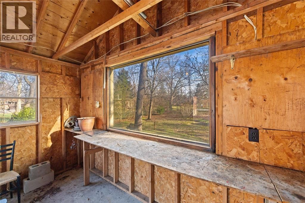 871 LAKESHORE ROAD Image 10