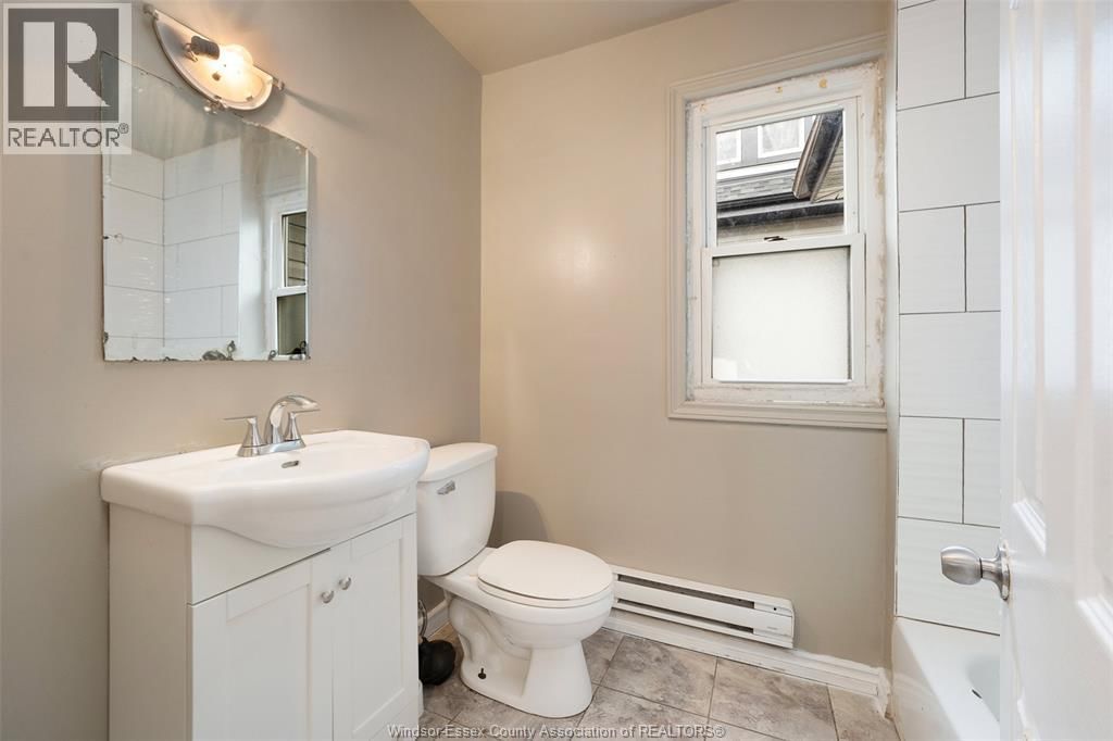 989 LINCOLN Image 12