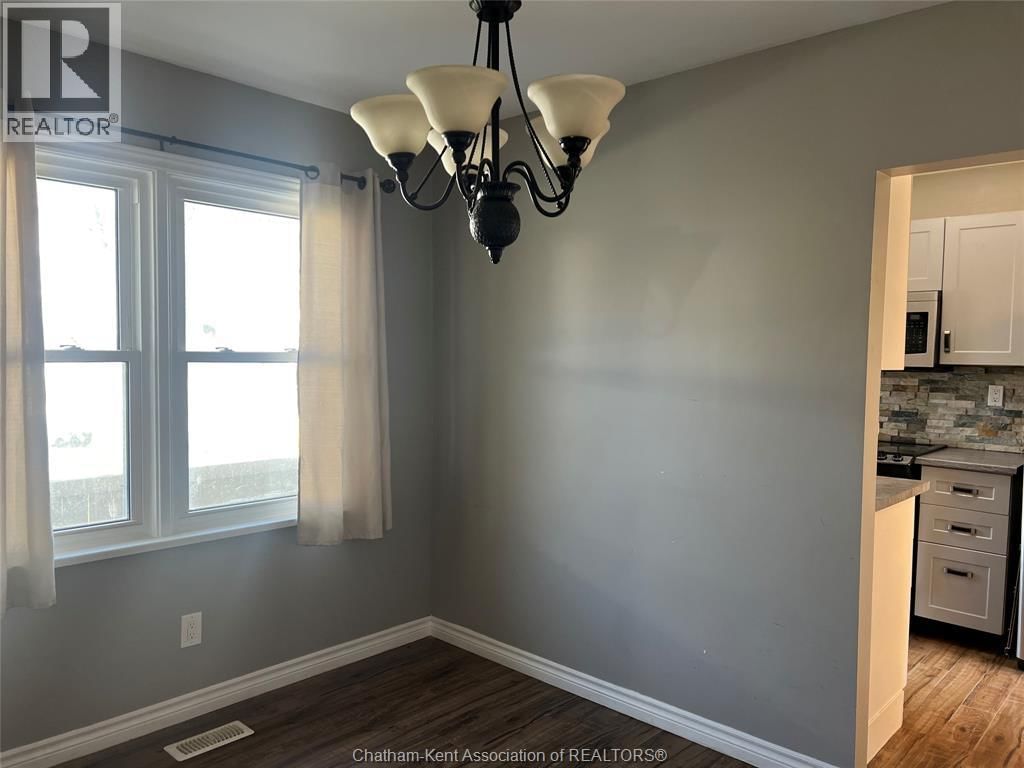 77 FLORENCE STREET Image 4