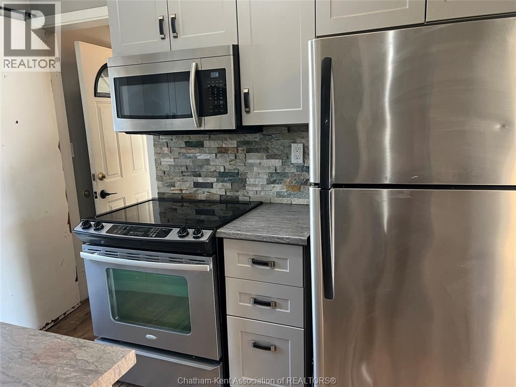 77 FLORENCE STREET Image 8