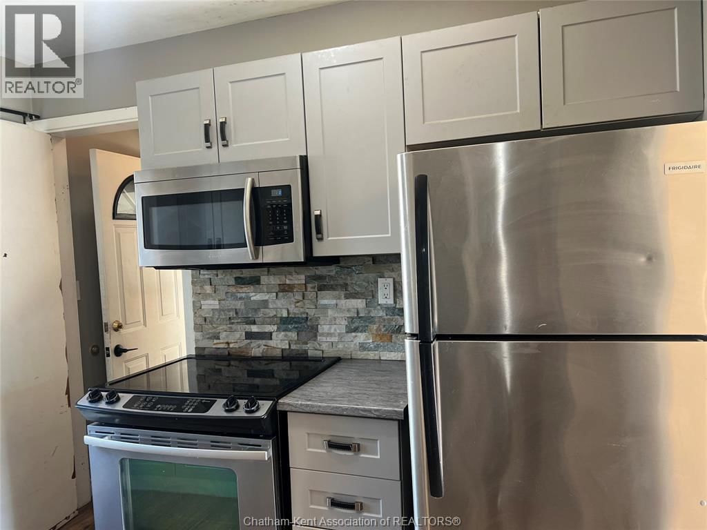 77 FLORENCE STREET Image 9