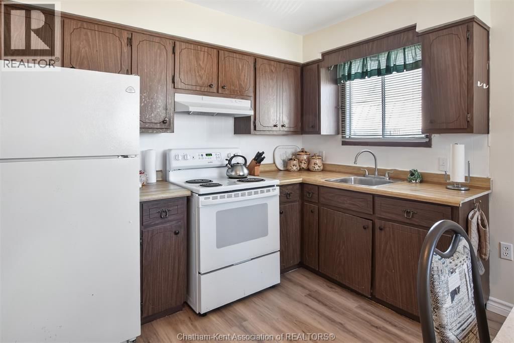 48 ANGER STREET Image 10