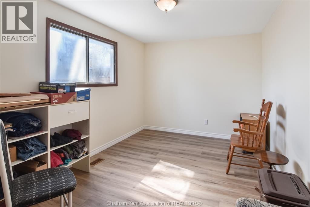 48 ANGER STREET Image 18