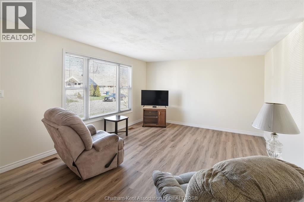 48 ANGER STREET Image 3