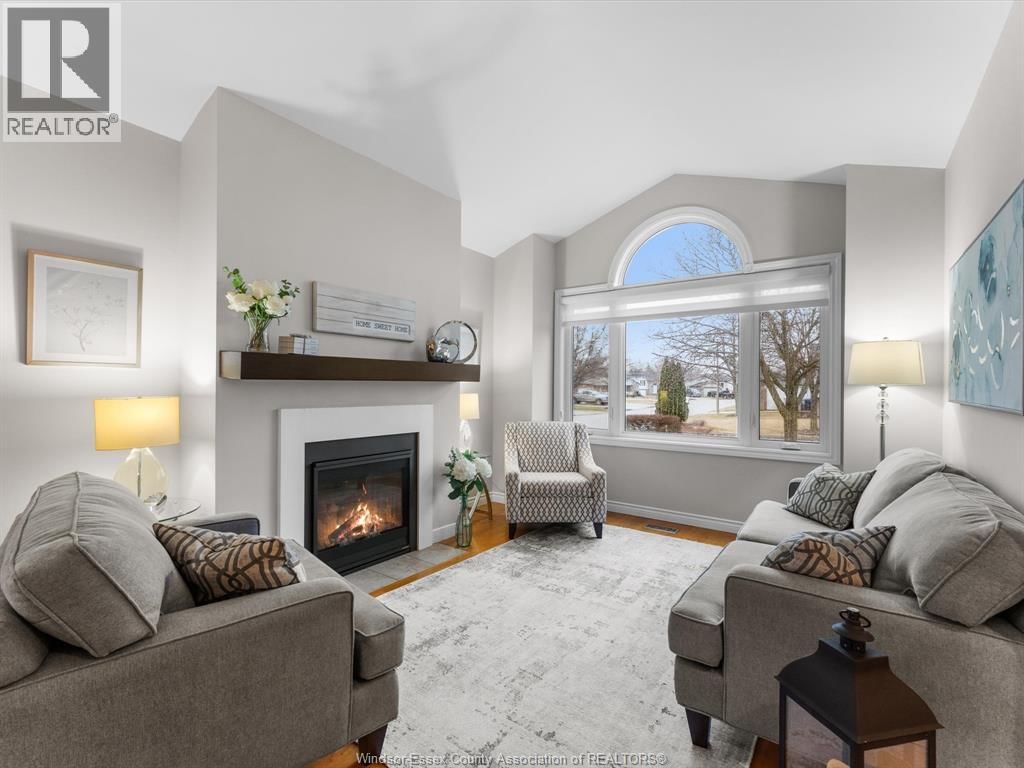 46 BRUSH CRESCENT Image 3