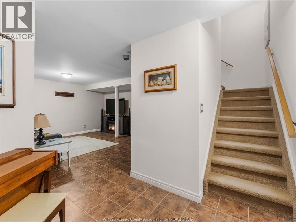 46 BRUSH CRESCENT Image 30