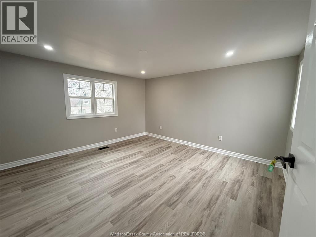 2 - 805 BRUCE AVENUE Image 3