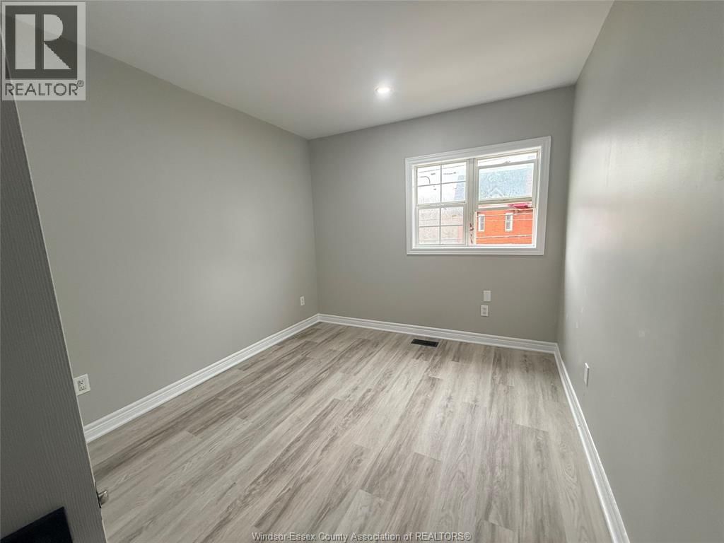 2 - 805 BRUCE AVENUE Image 5