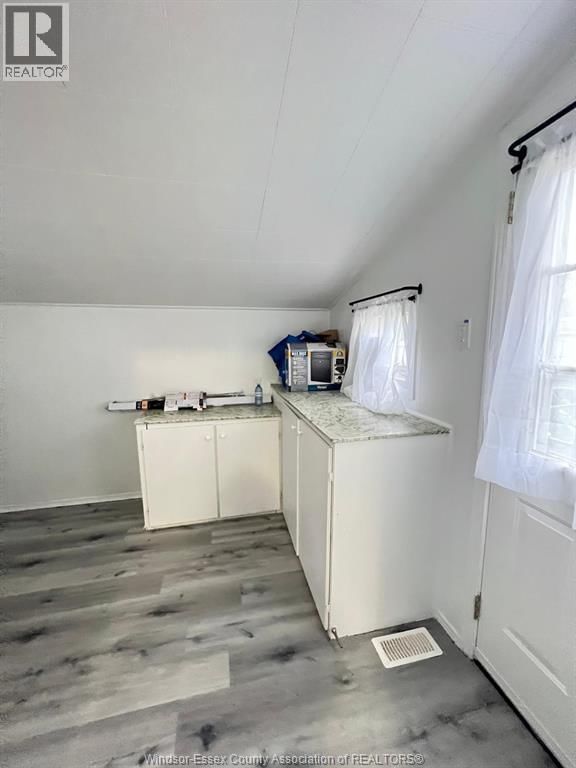 1058 CALIFORNIA Image 12