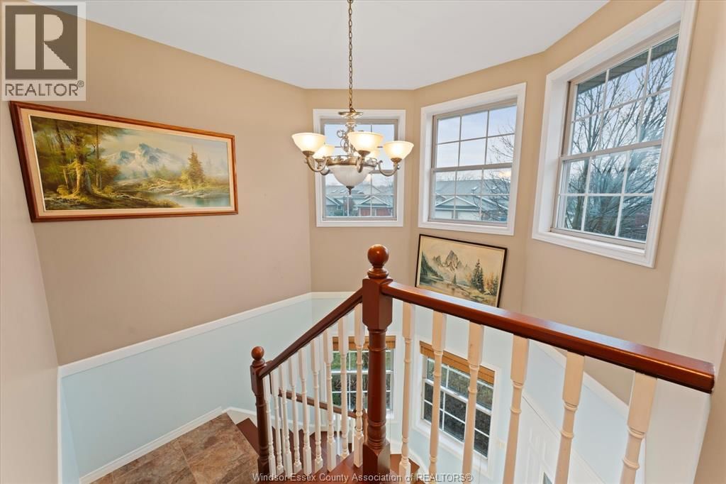 6 EASTGROVE CRESCENT Image 16