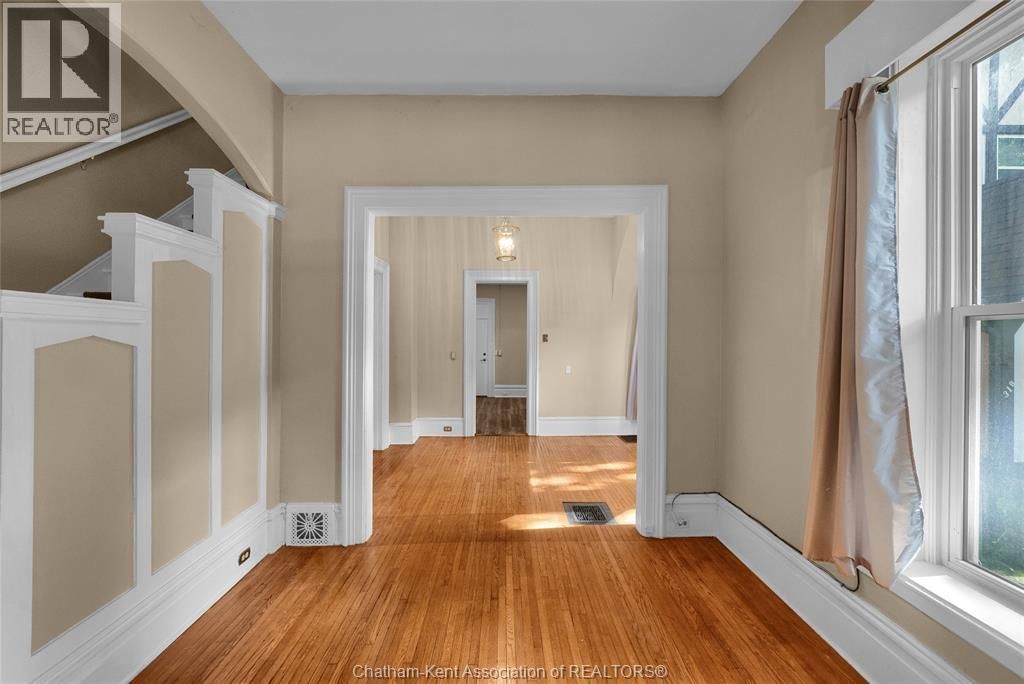 310,312,31 WELLINGTON STREET Image 23