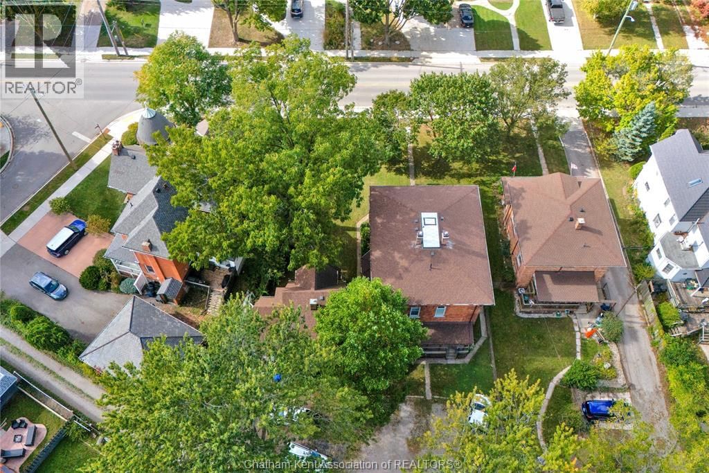 310,312,31 WELLINGTON STREET Image 43