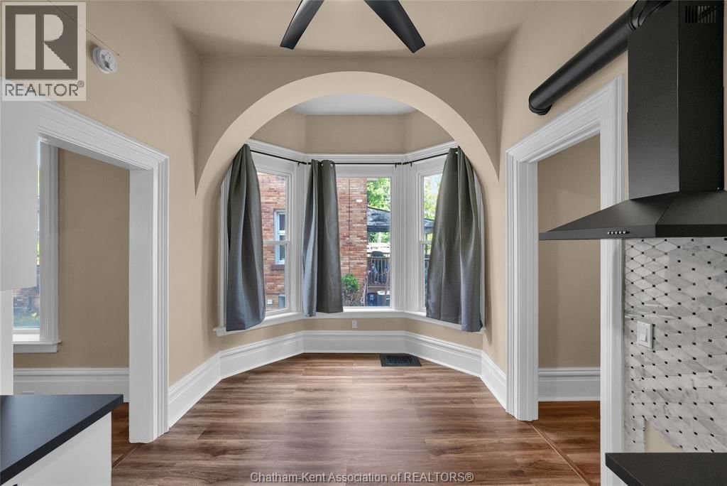 310,312,31 WELLINGTON STREET Image 5