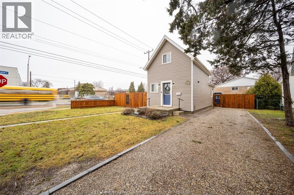 203 SHELDON AVENUE Image 2