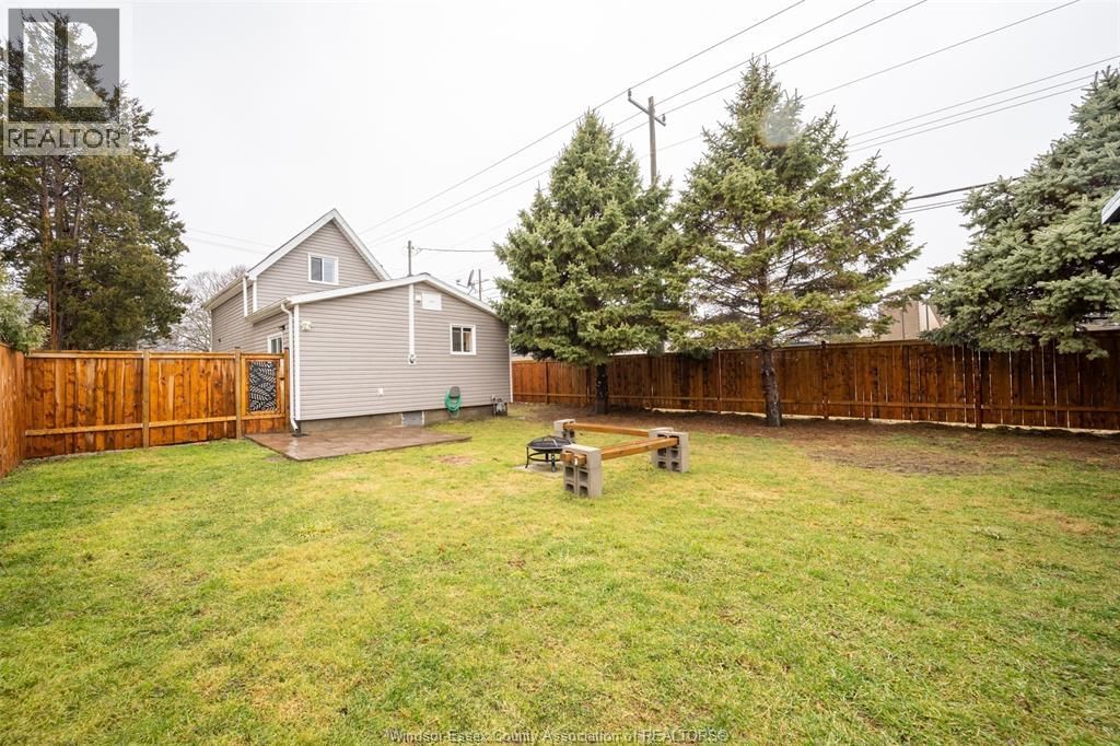 203 SHELDON AVENUE Image 25