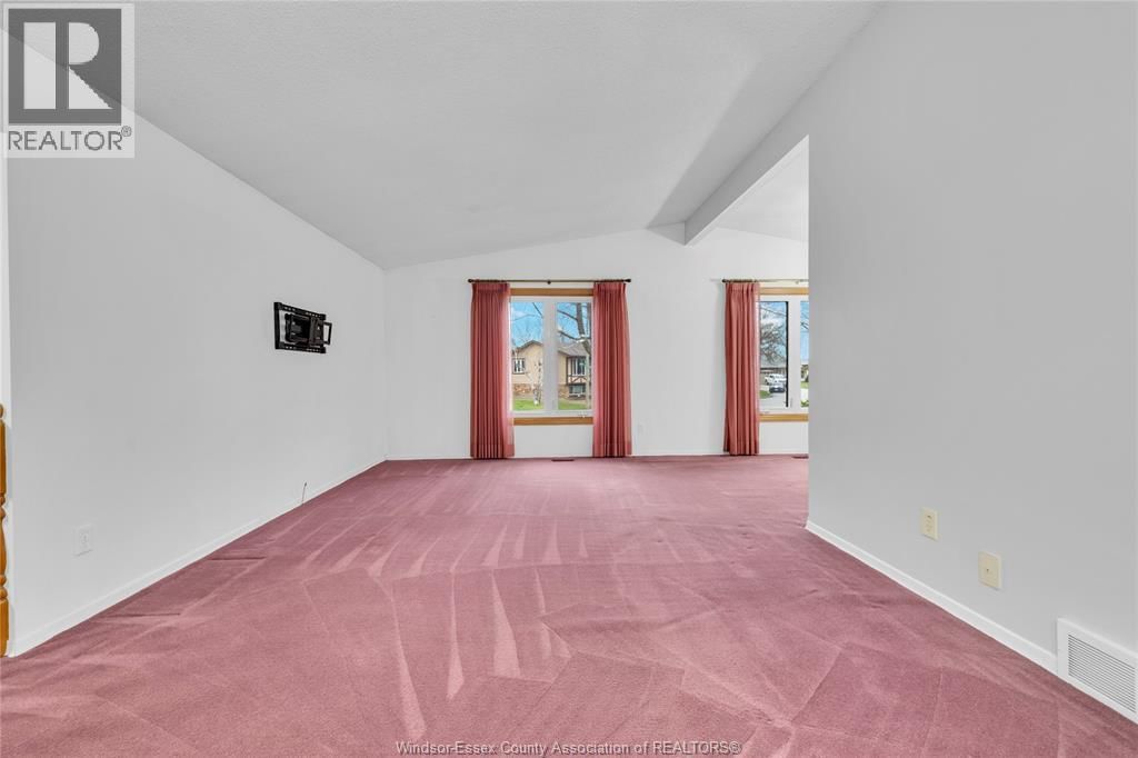 3980 MYRTLE Image 10