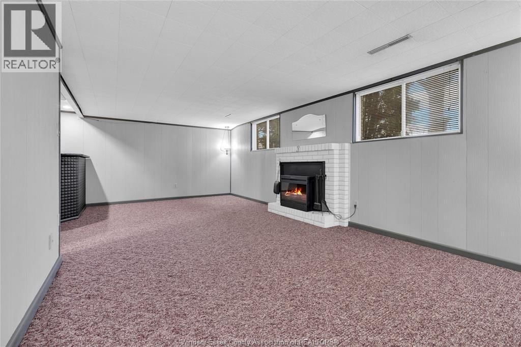 3980 MYRTLE Image 29