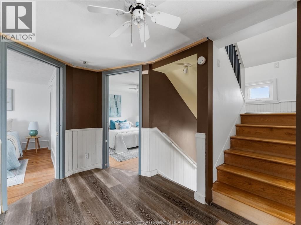 221 JOHN STREET EAST Image 15