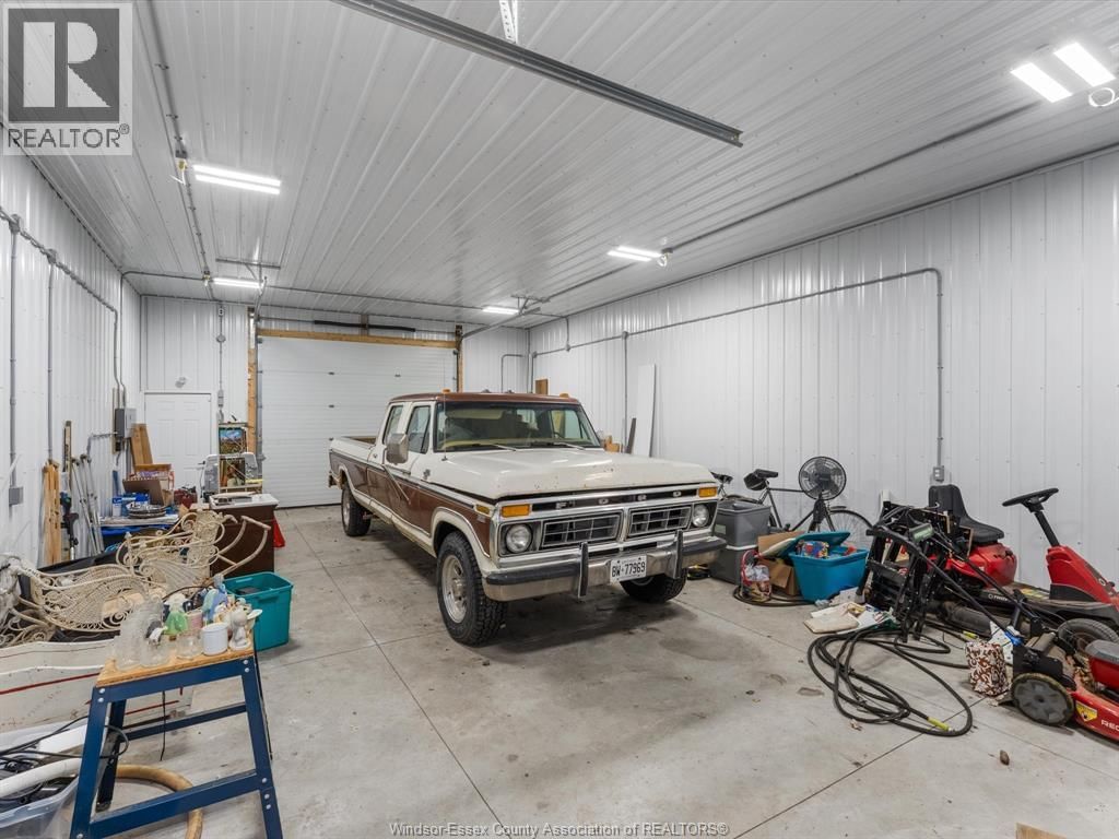 221 JOHN STREET EAST Image 36