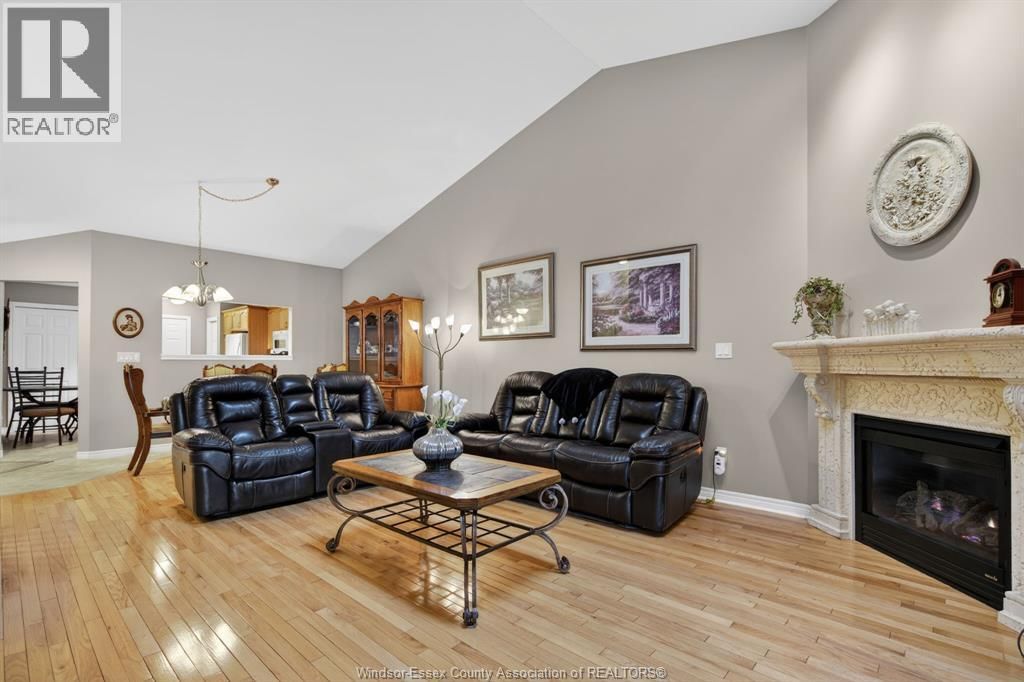 5 LEONARD DRIVE Image 10