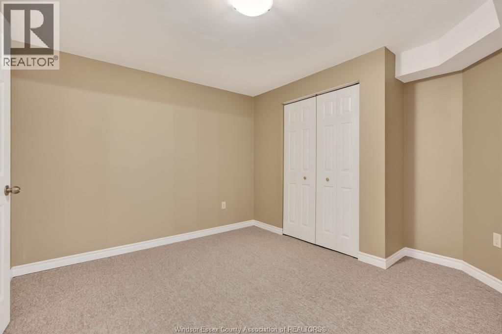 5 LEONARD DRIVE Image 26