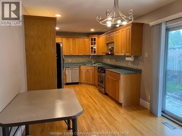 480 BARTLET DRIVE Image 5