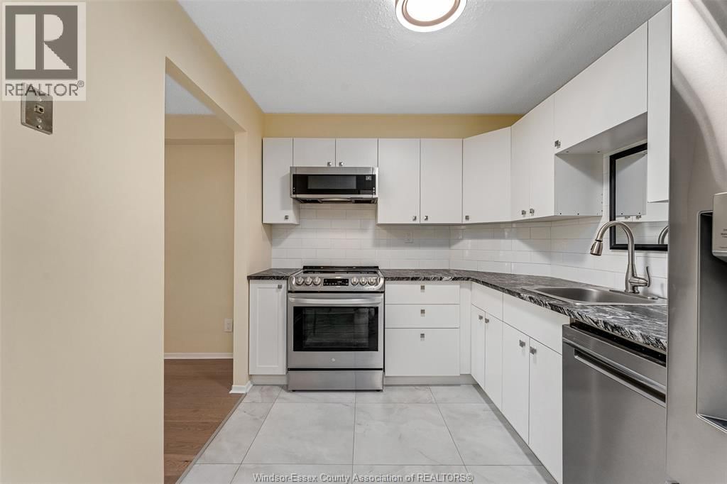 207 - 3936 WYANDOTTE STREET EAST Image 20