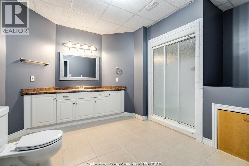 1951 BRIGDEN ROAD Image 31