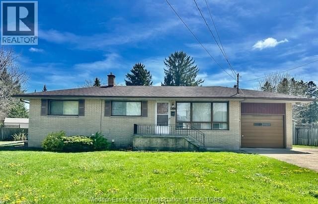 921 KENNEDY DRIVE WEST Image 1