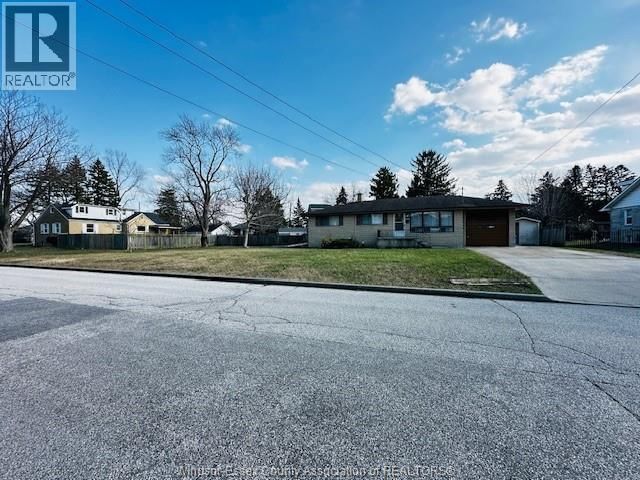 921 KENNEDY DRIVE WEST Image 3