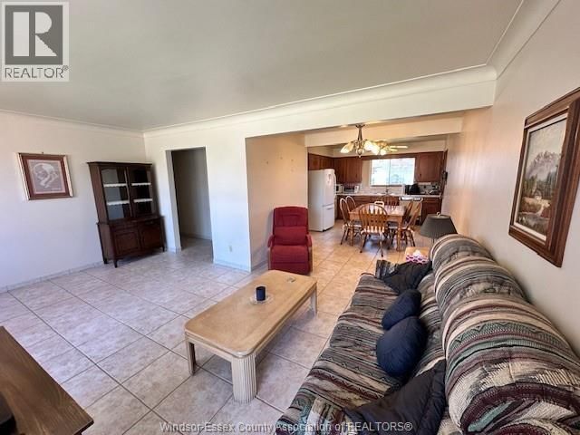 921 KENNEDY DRIVE WEST Image 6